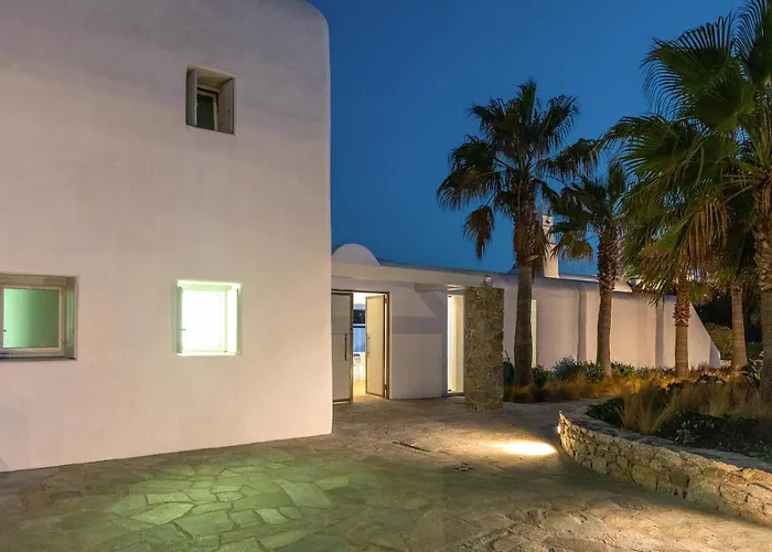 White Mykonos * Agios Ioannis Diakoftis