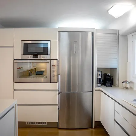 White Mykonos * Agios Ioannis Diakoftis