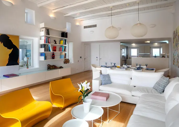 White Mykonos * Agios Ioannis Diakoftis